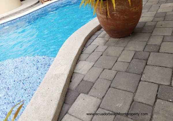 pool (19)
