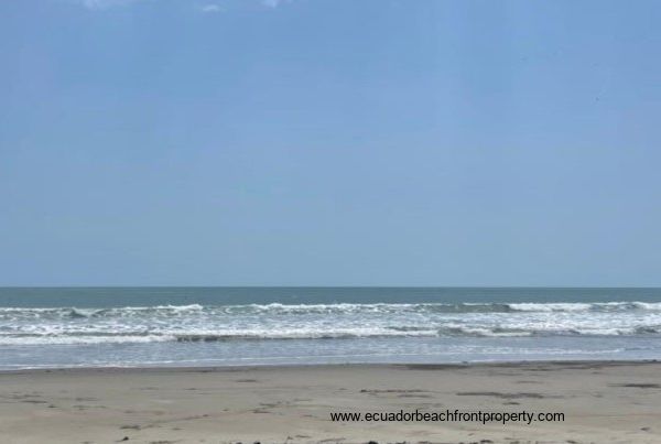 Beachfront land for sale in Crucita, Ecuador