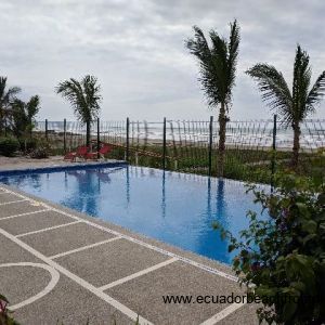 oceanfront swimming pool