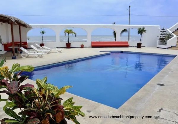 Ecuador Real Estate with Pool