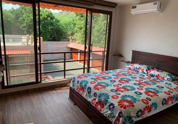 Rental property on beach in Ecuador 