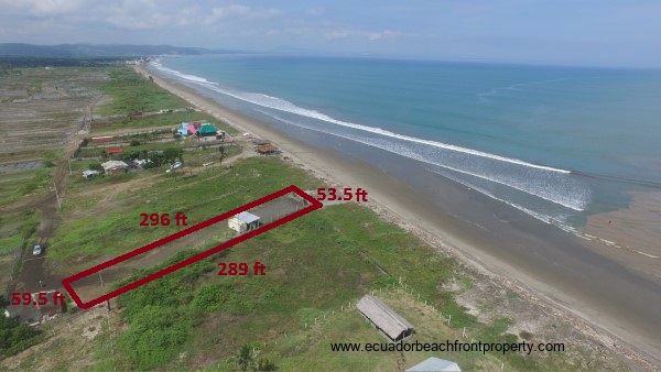 Beachfront parcel for sale in Ecuador