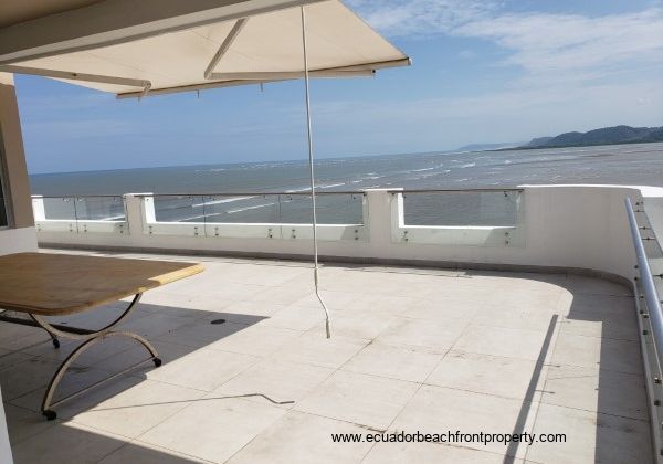 Ecuador Beach front condo for sale 
