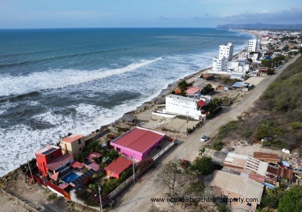Beachfront Real Estate in Cructia Ecuador
