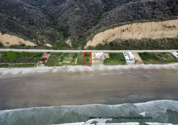 Beachfront lots for sale in Ecuador