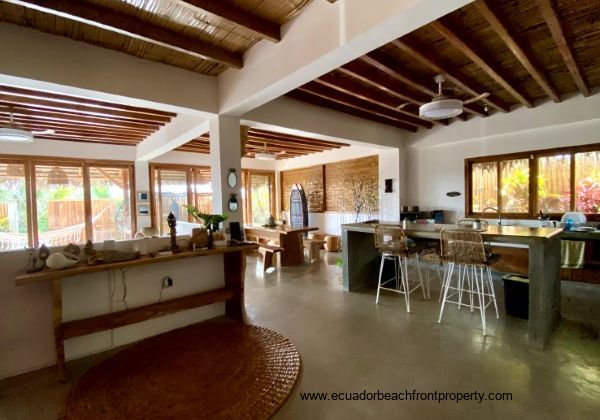 living kitchen and exterior (5)
