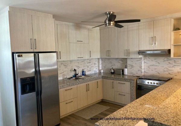 Crucita Ecuador real estate