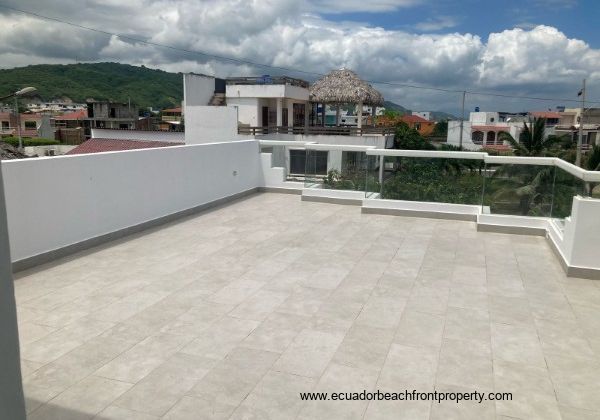  3rd level terrace