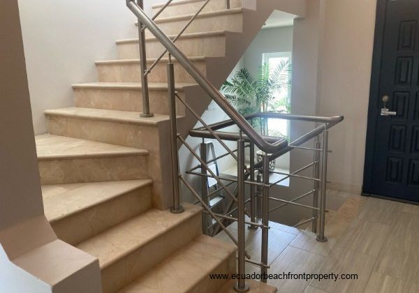 Stairway to 3rd level
