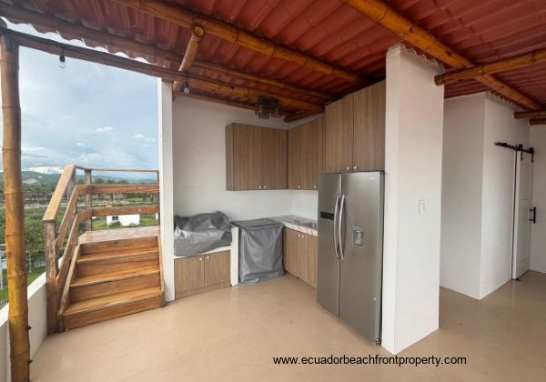 Los Ranchos Luxury Beachfront 