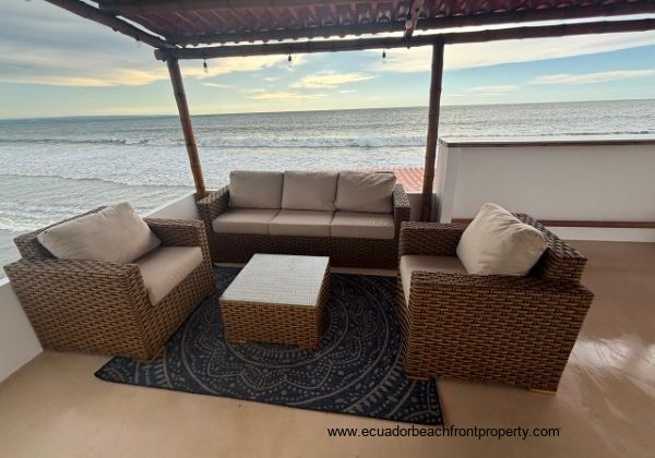 Los Ranchos Luxury Beachfront 