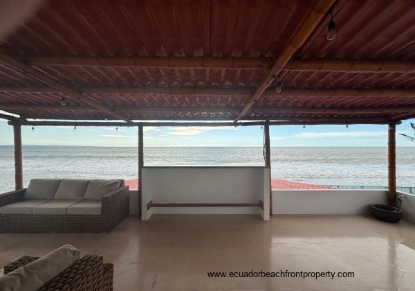 Sweeping ocean views from the 3rd level terrace