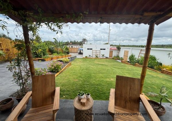beachfront oasis (80)
