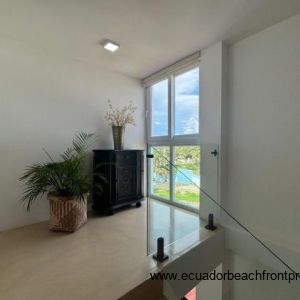 beachfront oasis (10)