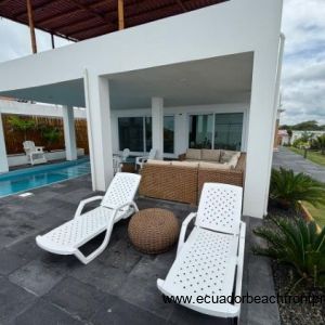 So many places from which to take in the sunshine, ocean breezes, and views