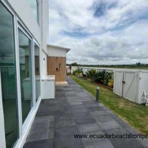 beachfront oasis (73)