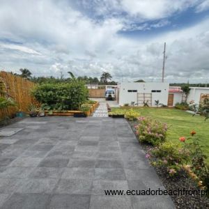 Extensive grounds