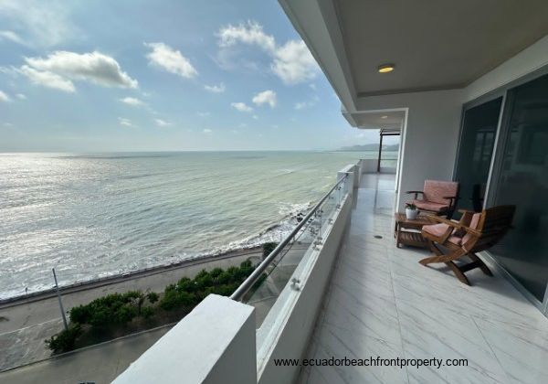 Wrap-around oceanfront balcony
