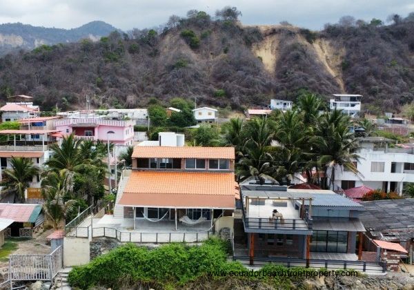 3-story home with private 3rd level apartment