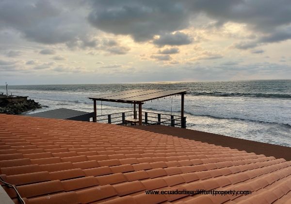 3rd level balcony views