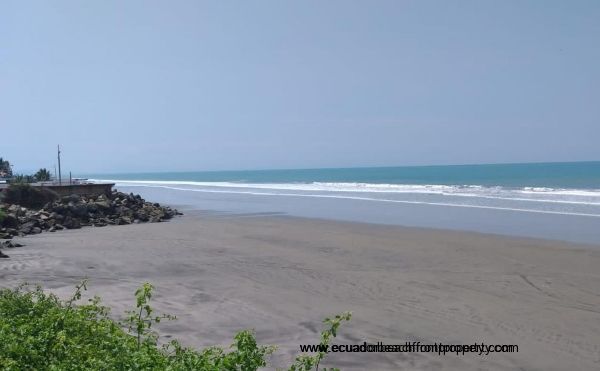 Uncrowded sand beaches with warm Pacific Ocean waters