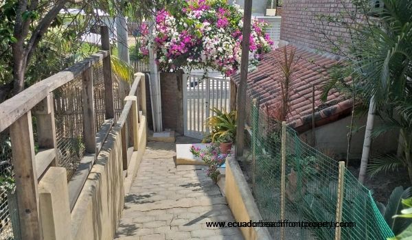 Property entrance from road