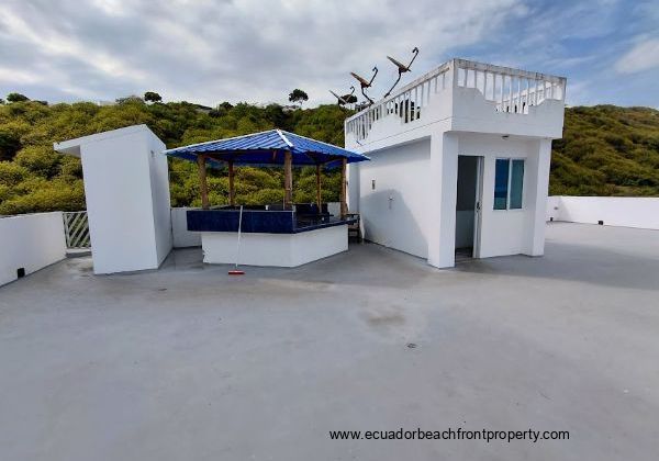 The rooftop terrace also has a community bathroom.