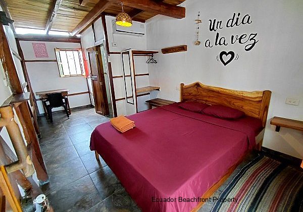 Double guest room for couples at Canoamar hotel in Canoa, Ecuador